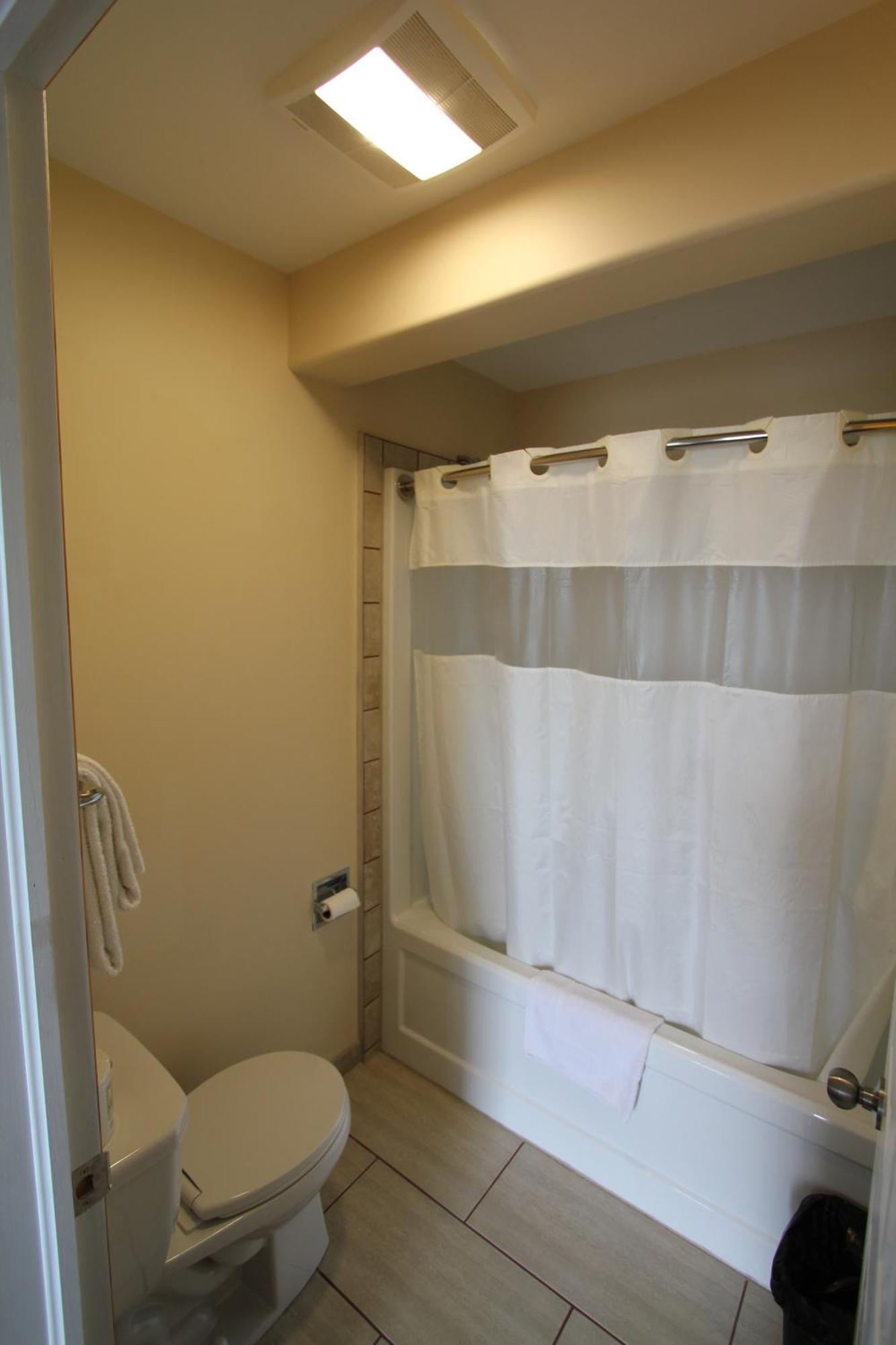 Masterson'S Motel Greater Napanee Pokoj fotografie
